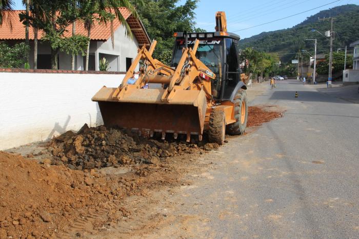 You are currently viewing Rua Ervino Hanemman está em obras