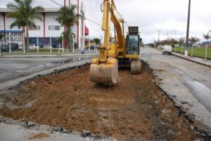 Read more about the article Setor de obras recupera pavimentação na Rua Atanásio Rosa