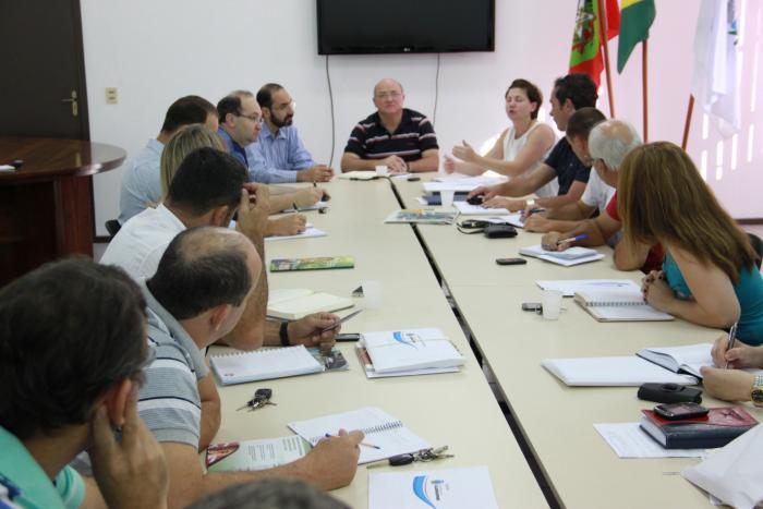 You are currently viewing Reunião do secretariado passa para o sábado em Guaramirim