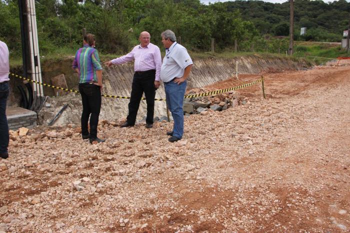 You are currently viewing Obras são retomadas em Guaramirim