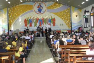 Read more about the article Orquestra de cordas faz sucesso em Barra Velha