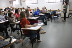 Read more about the article Profissionais da Educação se reúnem