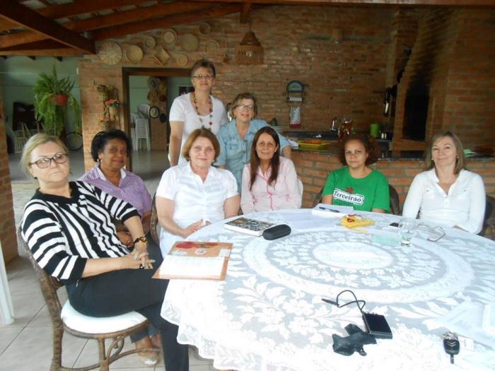 You are currently viewing Professores aposentados fundam a Apaec (Associação dos Profissionais Aposentados da Educação de Corupá)