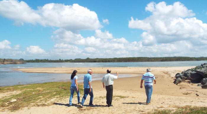 You are currently viewing Desassoreamento da Boca da Lagoa