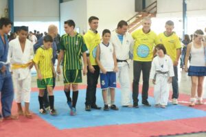 Read more about the article São João do Itaperiú é destaque no esporte