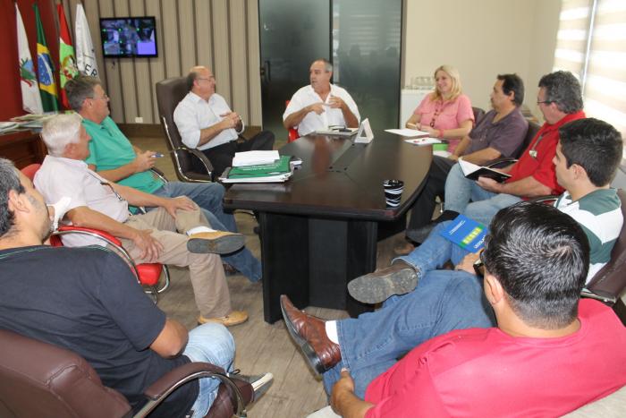 Read more about the article Reunião da Prefeitura de Guaramirim busca adesão ao SISBI