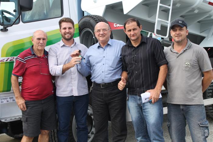 You are currently viewing Guaramirim recebe caminhão do Ministério do Desenvolvimento Agrário