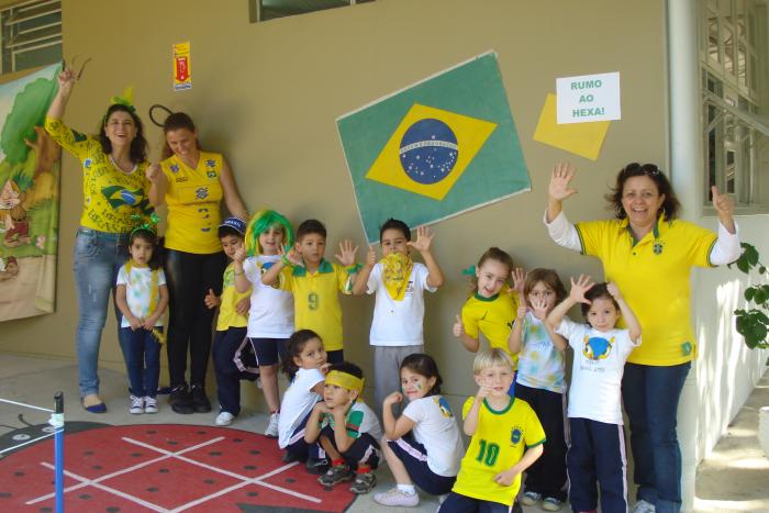 Read more about the article Uniforme verde e amarelo