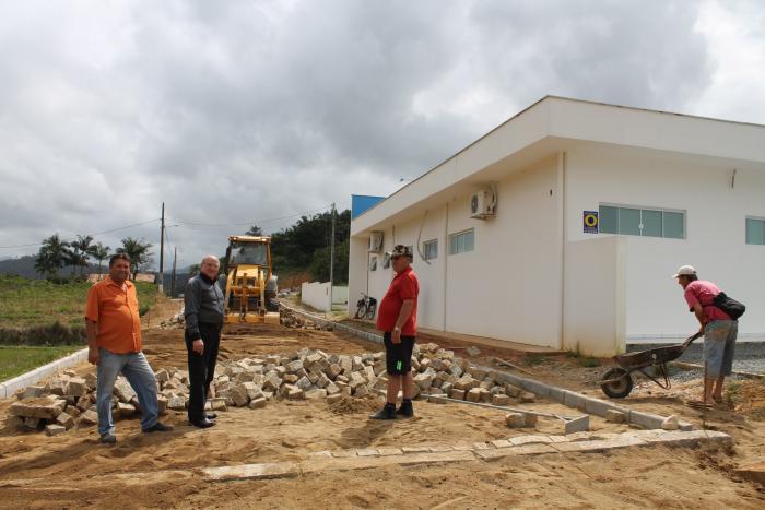 You are currently viewing Guaramirim: Prefeito visita obras no município