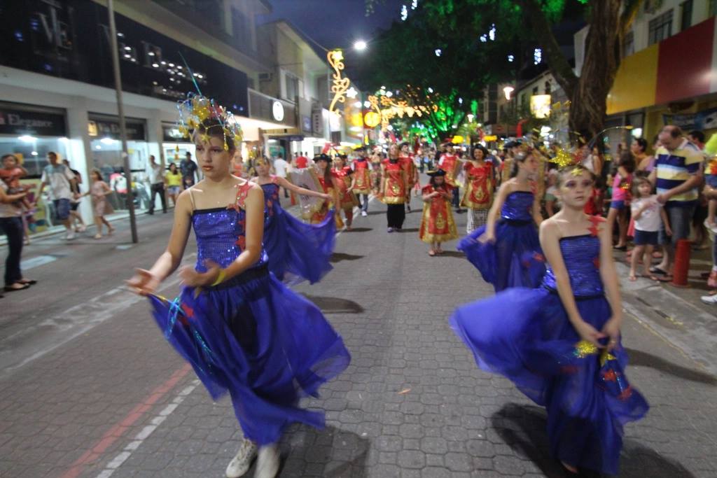 You are currently viewing NATAL – DOIS DESFILES AINDA ESTÃO PROGRAMADOS