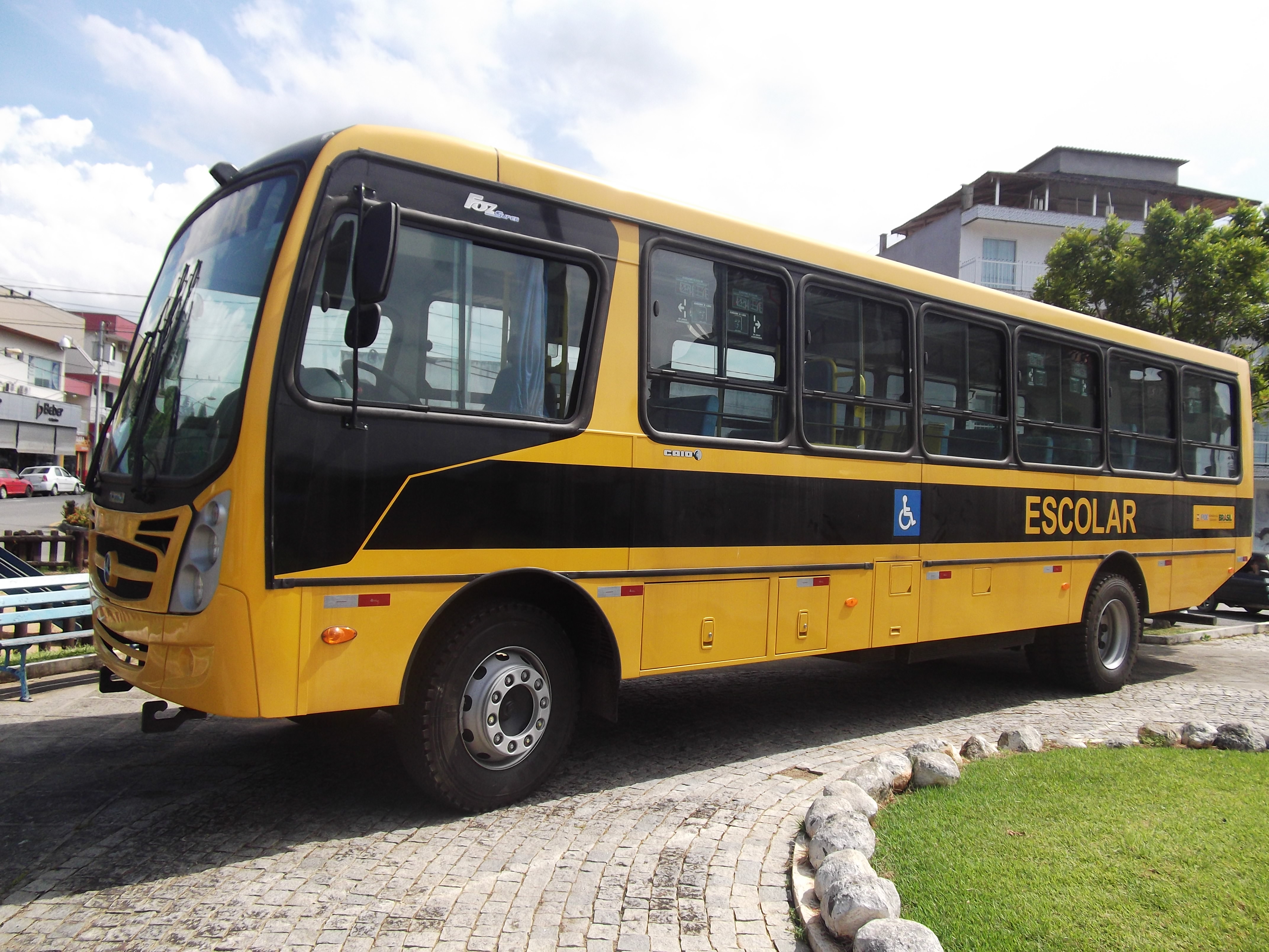 Read more about the article Prefeitura de Massaranduba recebe novo ônibus