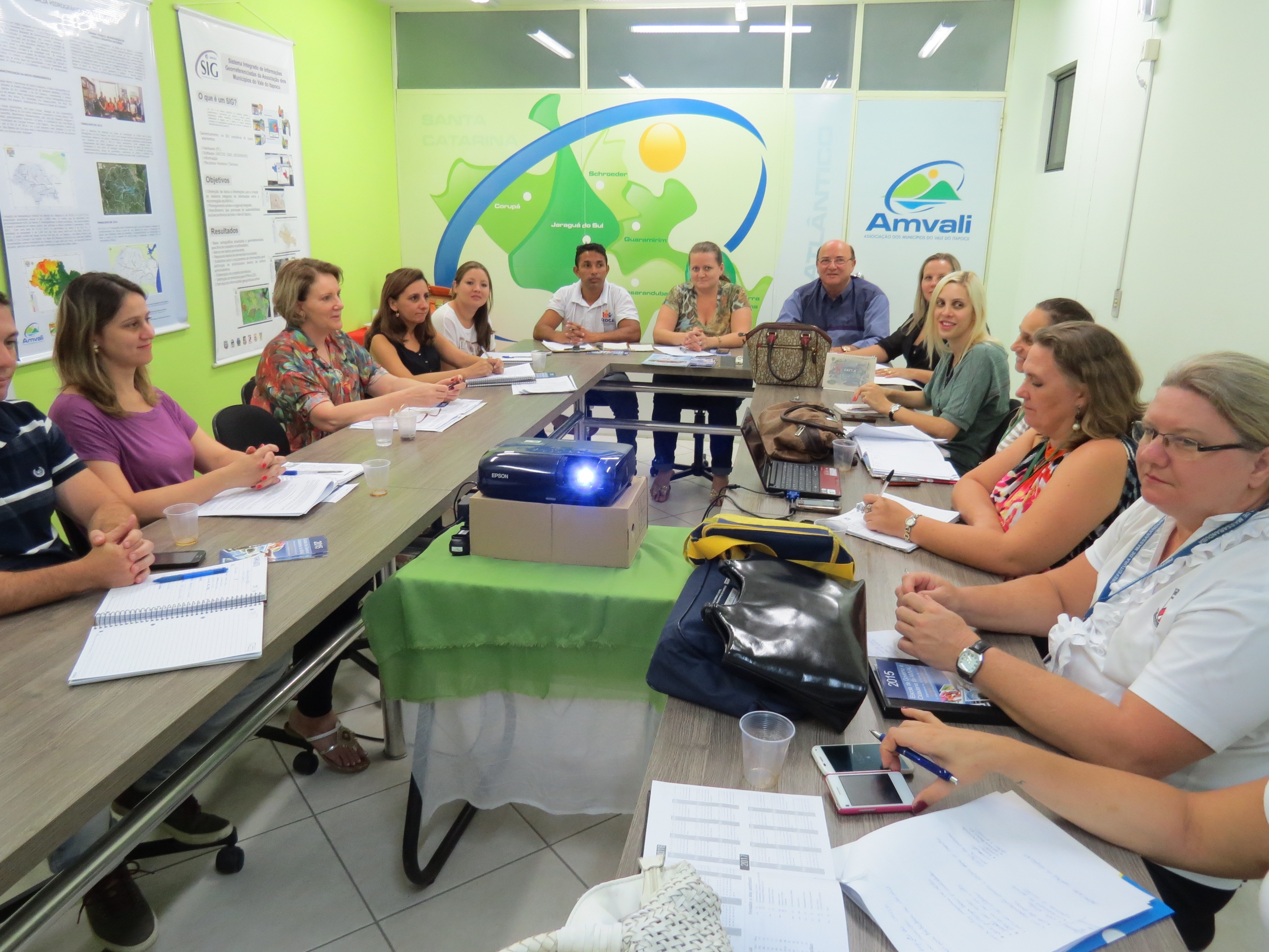 Read more about the article Colegiado de Assistência debate Unificação das eleições do Conselho Tutelar