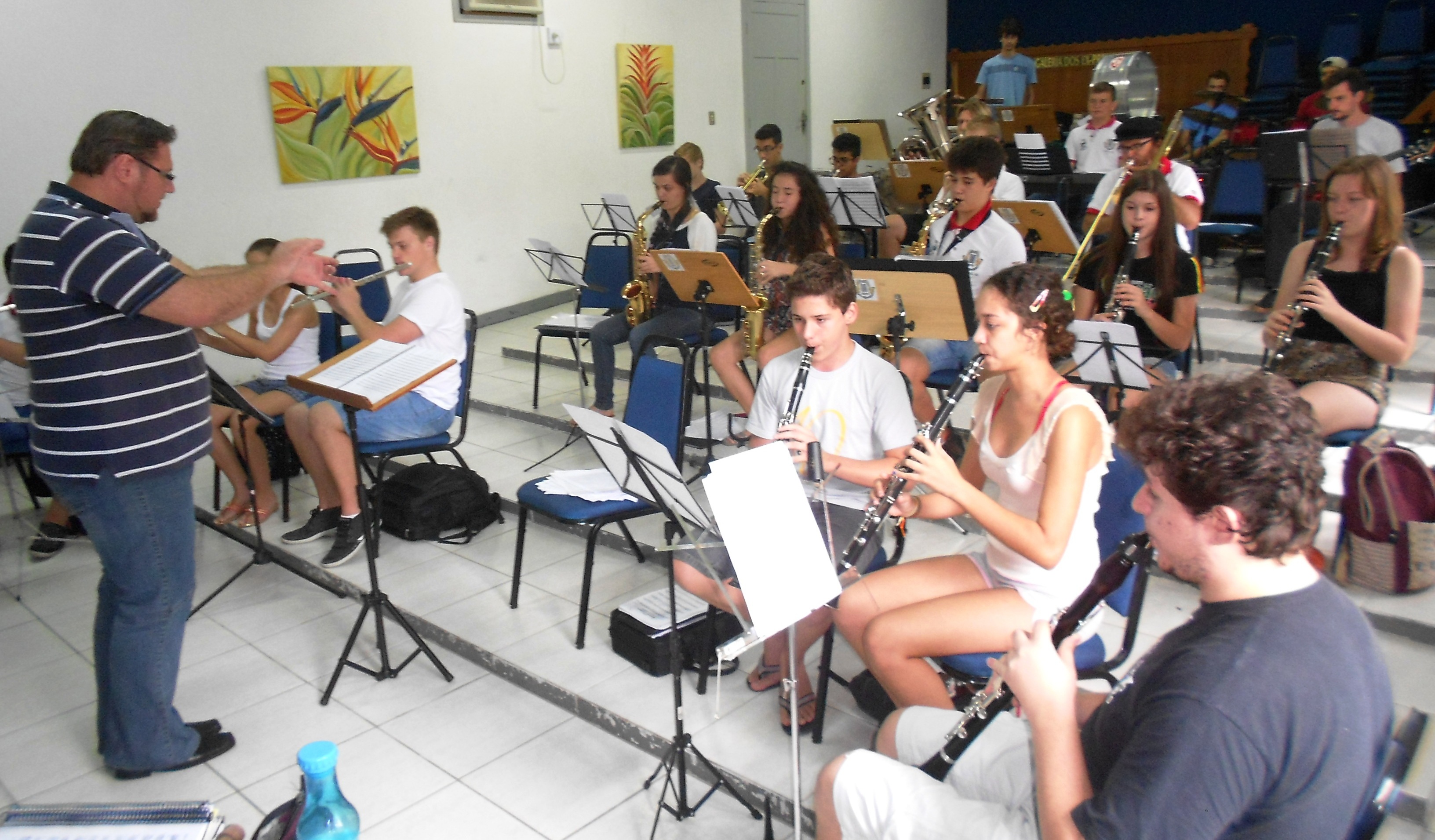 Read more about the article Escola de Música Jazz Band Elite capta recursos